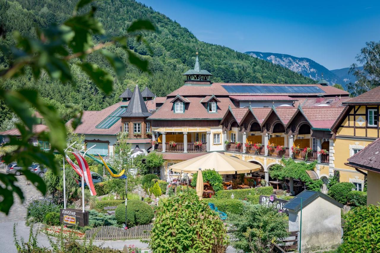 Scharfegger'S Raxalpenhof - Zuhause Am Land Hotell Reichenau Eksteriør bilde